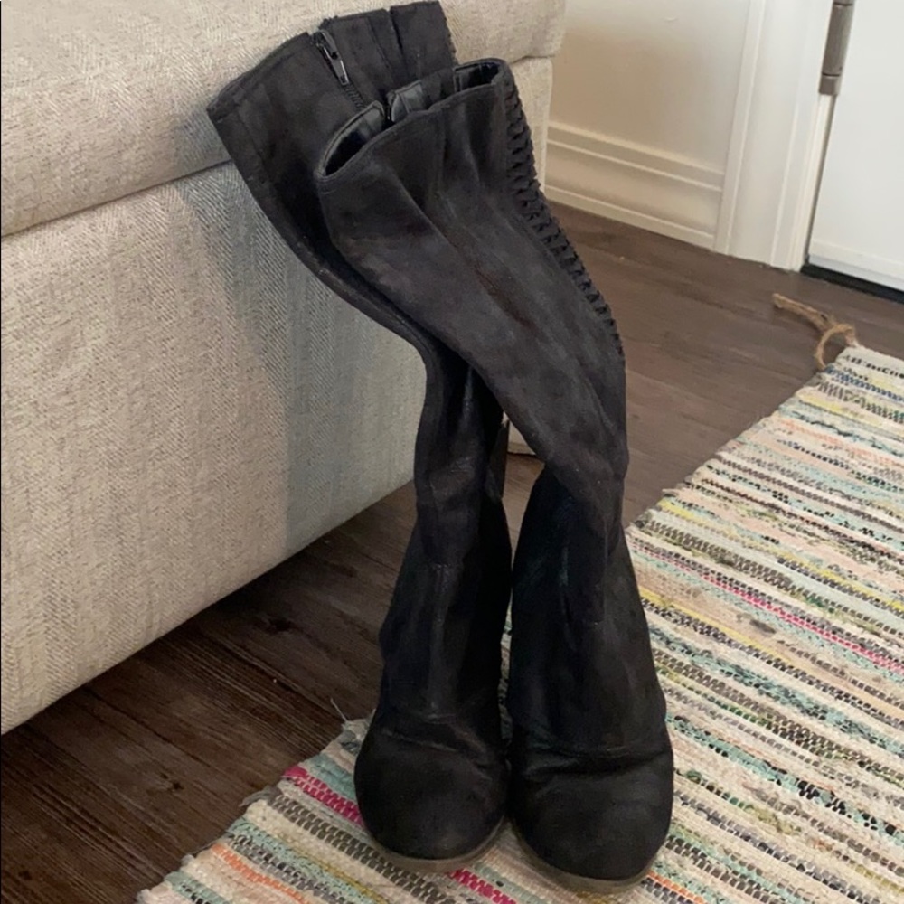 Black fergalicious Lundry boots